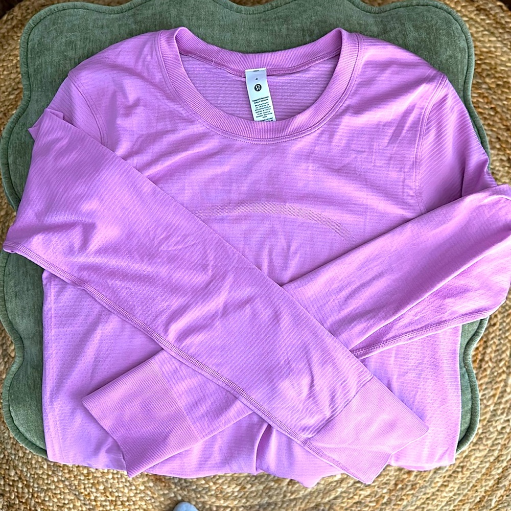 NWOT Lulu lemon Swiftly RELAXED long sleeve shirt